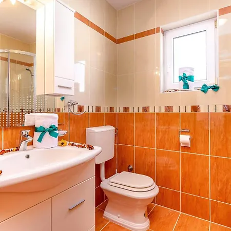 2 Bedroom Stunning In Crikvenica